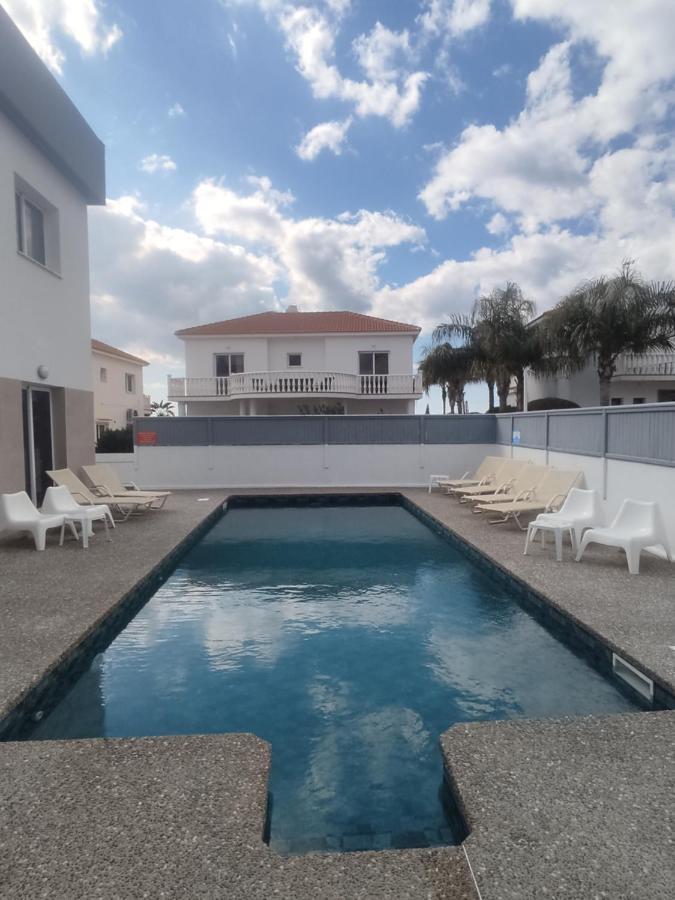 Villa Ruby Nissi Beach Ayia Napa Exterior photo